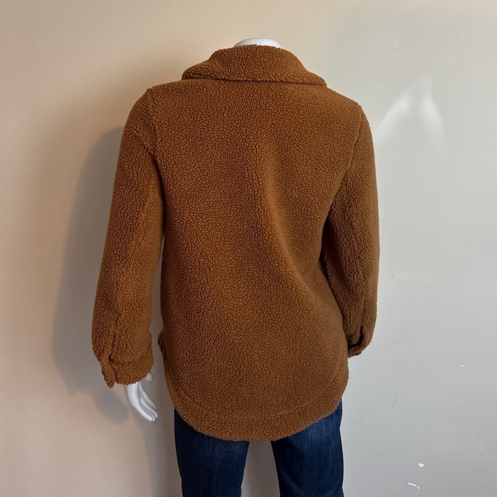 NWT - H&M Teddy coat in size 2. Oversized. P2P 20.5” - Picture 11 of 11